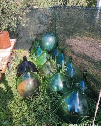 Damigiane vintage per arredamento 