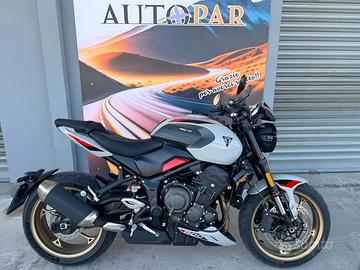 Triumph TRIDENT 800