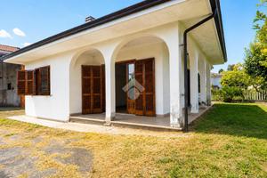 VILLA SINGOLA A GHISLARENGO