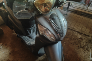 Scooter Kymko People One