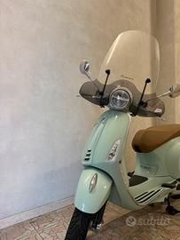 Vespa primavera 125