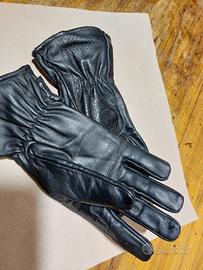 guanti pelle Bering.