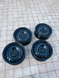 Cerchi in acciaio 15″ 6J ET47 5×112 Volkswagen