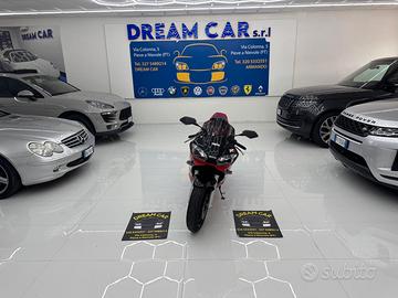 Yamaha R6 -Benzina