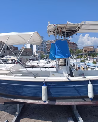 Gozzo Navalplastica 5.90mt