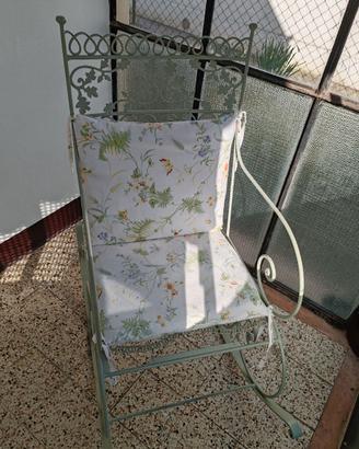 Sedia a dondolo in ferro