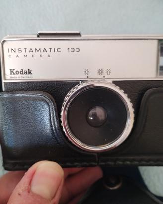 Ancien appareil photo Kodak instamatic 133 caméra