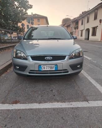 Ford focus 1.6 88kw 160.000