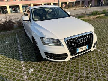 Audi Q5 QUATTRO TDI 2.0