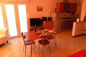 Casa vacanze/lavoro con WiFi, posto auto in centro