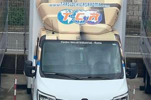 RENAULT MASTER CON SPONDA IDRAUILICA