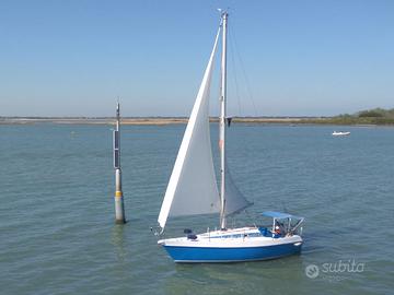 barca a vela Alpa 27