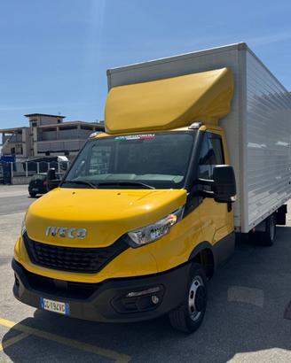 Iveco daily 35-180 cassone in lega leggera 022