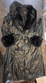 cappotto ecopelle nero con pelo