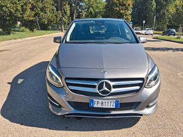 Mercedes-benz B 200 d Automatic 4Matic Premium