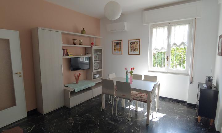 Spotorno app 5 posti con giardino a 300mt dal mare