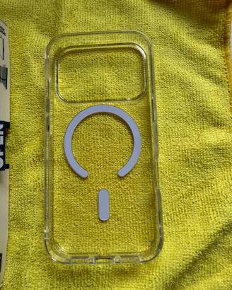 cover iPhone 17 pro cellularline