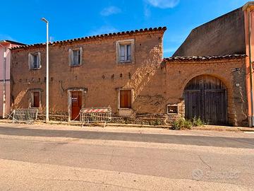 Samassi - Casa indipendente con ampio giardino