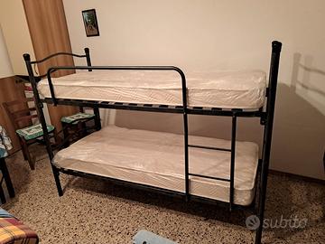letto a Castello con materassi come nuovi