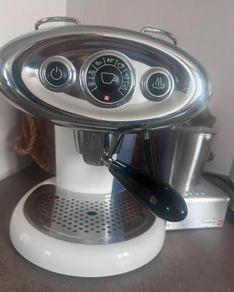 Macchina caffe illy