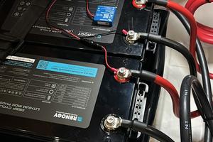 Batteria Litio Ferro Fosfato LiFePO4 300 Ah