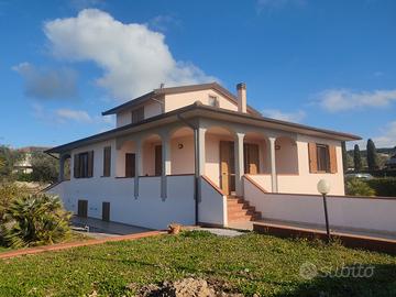 Villa singola di 188mq con ampio giardino