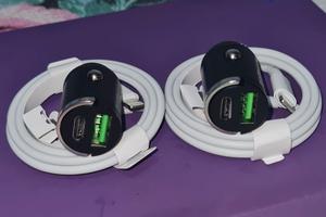 Lotto Stock 2x Kit Caricabatteria Auto + 2 Cavi