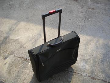 Trolley cabina porta abiti