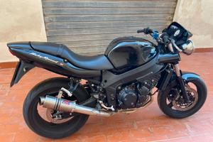 Triumph speed baby 600