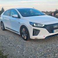 Hyundai ioniq 16/17  premium Style full Ibrida 