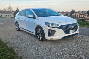 Hyundai ioniq 16/17  premium Style full Ibrida 