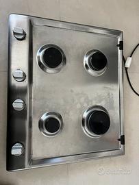 Piano cottura cucina indesit