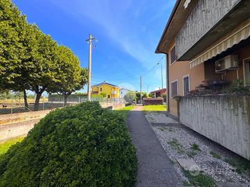2 LOCALI A CASTEL D'AZZANO