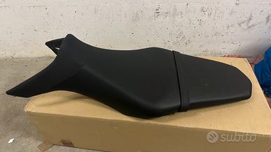 Sella oroginale yamaha mt09 2017