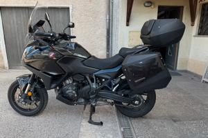 Moto Honda NT-1100