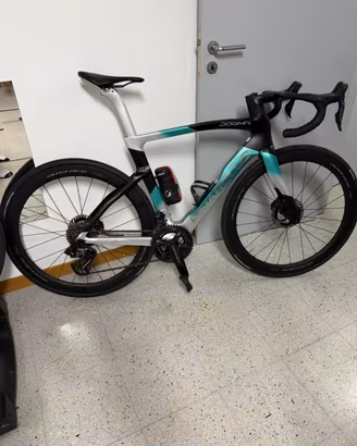 Pinarello Dogma f taglia 54-dura-ace-di2-12v