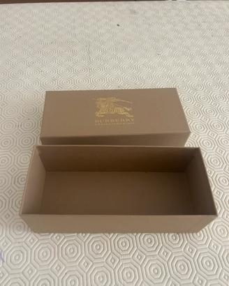 Burberry scatola porta occhiali