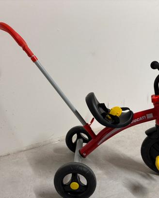 Triciclo Ducati