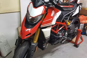 DUCATI HYPERMOTARD 950 SP