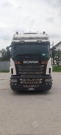 Scania R560