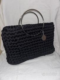 Buorsa stile intrecciato