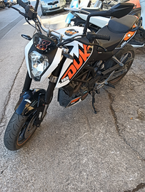 KTM Duke 125