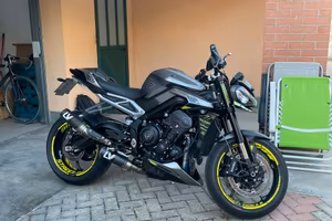 Triumph Street Triple 765R