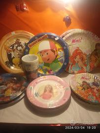 Piatti di carta per compleanno 