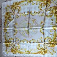 Foulard Guess 100 % seta