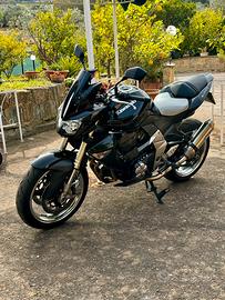 Kawasaki Z 1000 solo 19.000 km