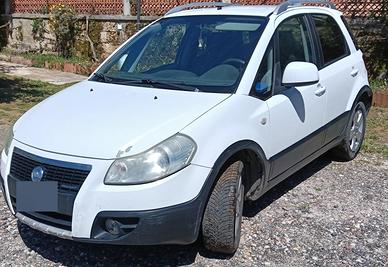 Fiat sedici 