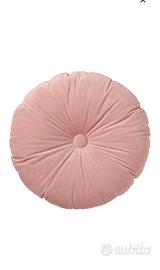 Cuscino Ikea rosa