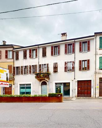 MONOLOCALE LOCATO E AUTONOMO IN CENTRO CITTA'