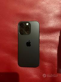 iPhone 16 Pro 100% e in GARANZIA